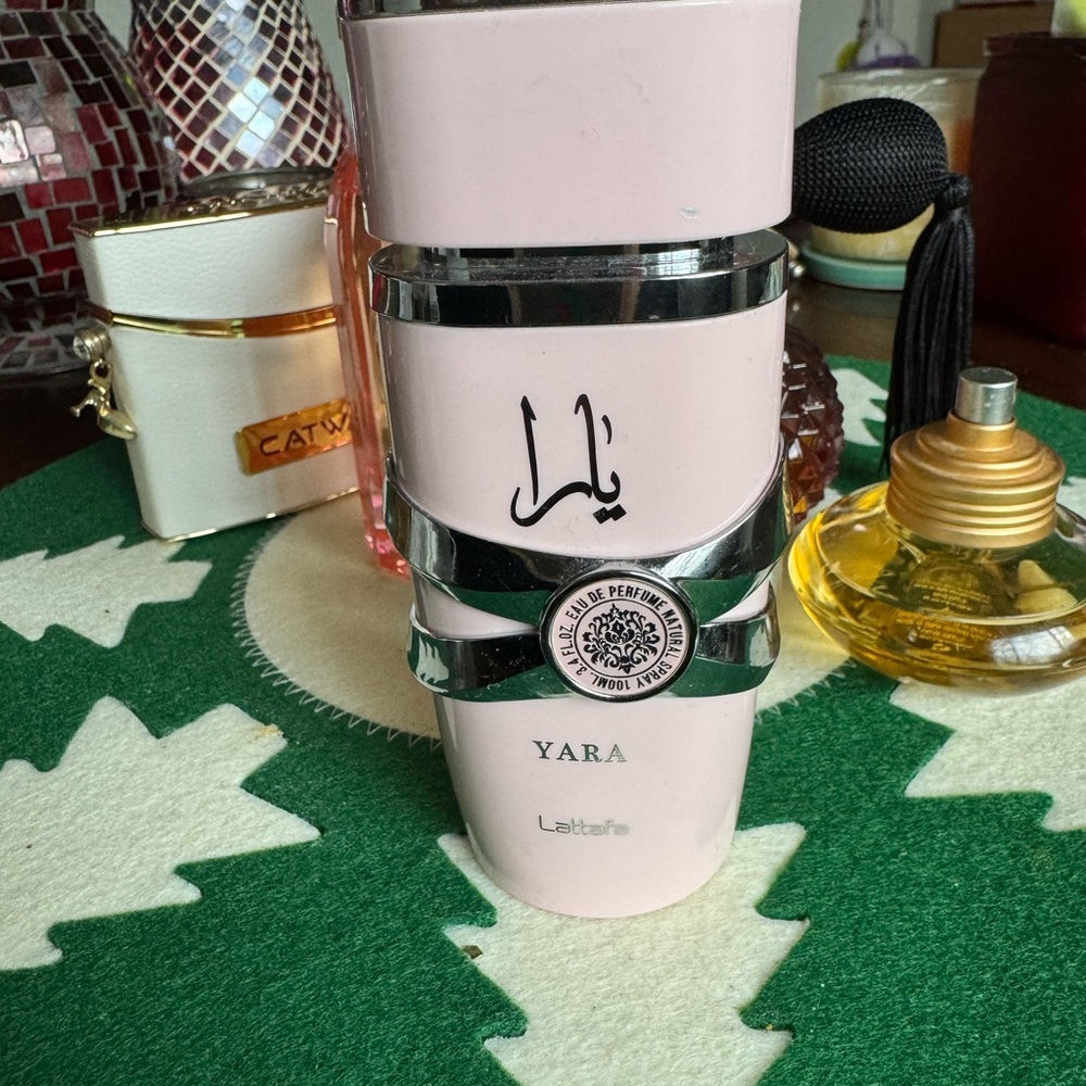 Perfume Bundle - Picture 5 of 6